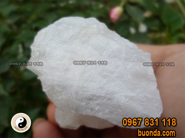 da-thach-anh-vun-tho-mau-trang