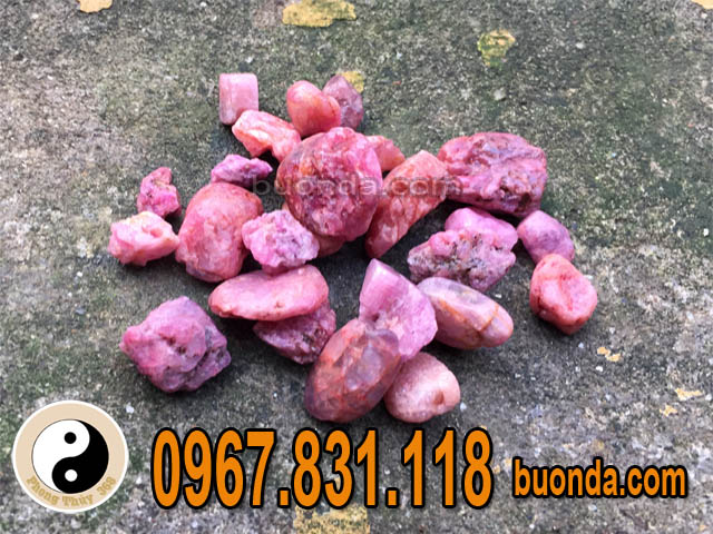 Ruby vụn dải nền nhà