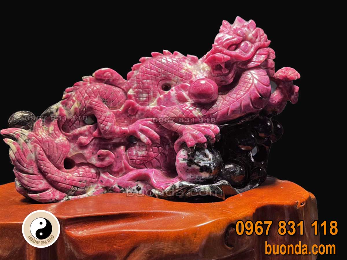 rong-da-phong-thuy-de-ban-cao-cap-da-ruby