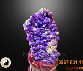 Tinh thể thạch anh tím có công dụng gì Tinh thể thạch anh tím có công dụng gì