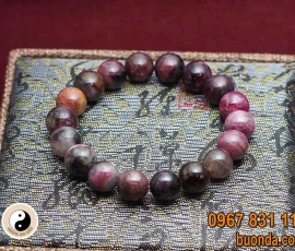 Vòng phong thủy mệnh hỏa cho nữ